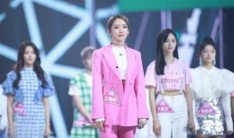 最新娱乐圈爆料文案,明星恋情曝光，幕后真相令人震惊！